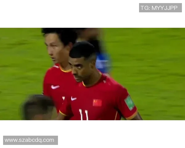 当今足球世界级球星的竞技水平与历史地位分析